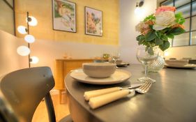 Beautifully Furnished Flat In The City Center Jbal1-1
