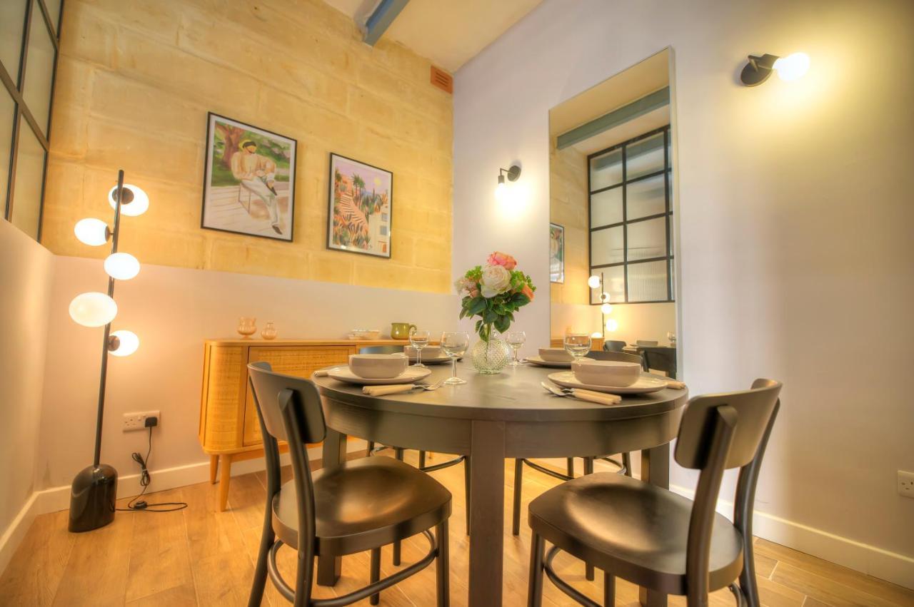 Appartamento Beautifully Furnished Flat In The City Center Jbal1-1 La La Valletta Esterno foto